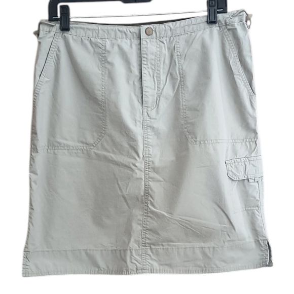 Columbia Dresses & Skirts - Columbia Tan Athletic Skirt Size M
